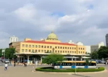 Praça Jurema • Metrô Sumaré parada